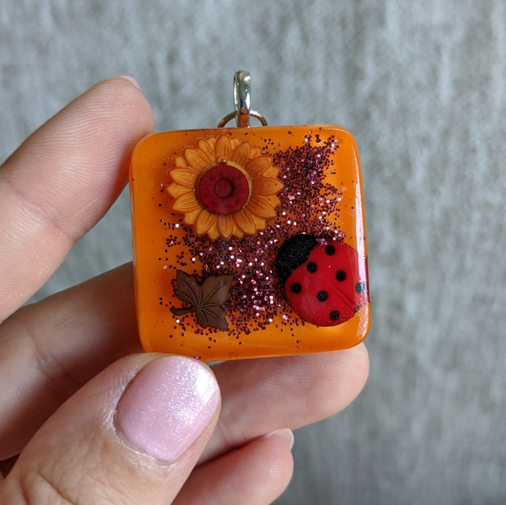 🌈BOGO 🌈 Resin Keychain - Autumn Ladybug